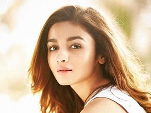 Watch Alia Bhatt's videos and get to your own workout routine. Right Now!