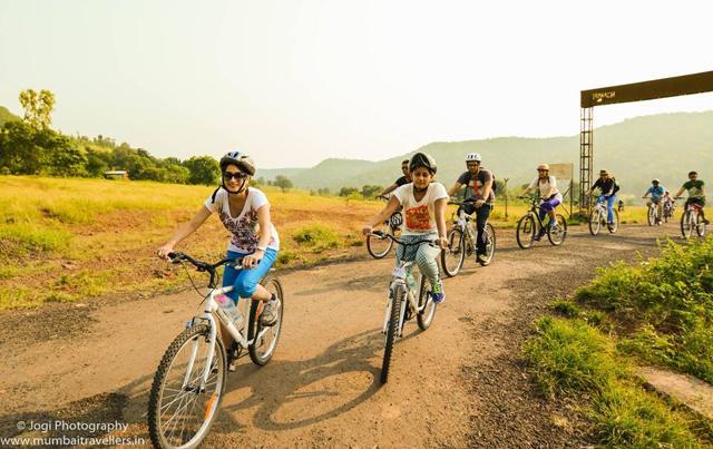Go cycling from Karjat to the Khondana caves, with Mumbai Travellers.