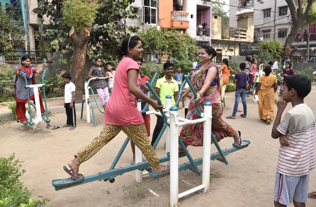 Women are not just making optimum use of the gym equipment, but they have also undertaken the responsibility for its maintenance. (S Burmaula / HT Photo) Women are not just making optimum use of the gym equipment, but they have also undertaken the responsibility for its maintenance. (S Burmaula / HT Photo)