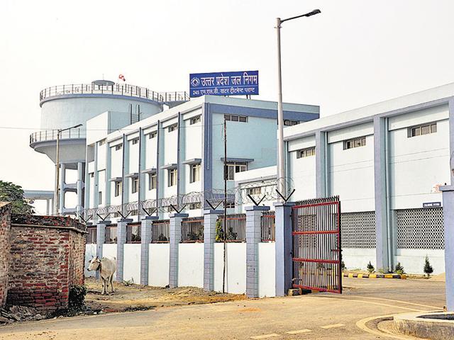 Officials had to suspend water supply from the Pratap Vihar Ganga water treatment plant to repair the damage caused by the construction work. (HT File Photo) Officials had to suspend water supply from the Pratap Vihar Ganga water treatment plant to repair the damage caused by the construction work. (HT File Photo)