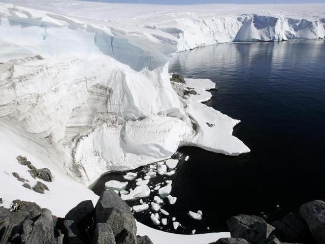 Two Adelie penguins stand atop a block of melting ice on a rocky shoreline at Cape Denison, Commonwealth Bay, in East Antarctica in this January 1, 2010 file photo. (Reuters file photo) Two Adelie penguins stand atop a block of melting ice on a rocky shoreline at Cape Denison, Commonwealth Bay, in East Antarctica in this January 1, 2010 file photo. (Reuters file photo)