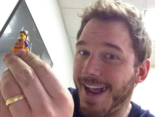 It’s easy to forget that Chris Pratt is currently leading three huge movie franchises: Guardians of the Galaxy, Jurassic World and Lego Movie. (Twitter) 