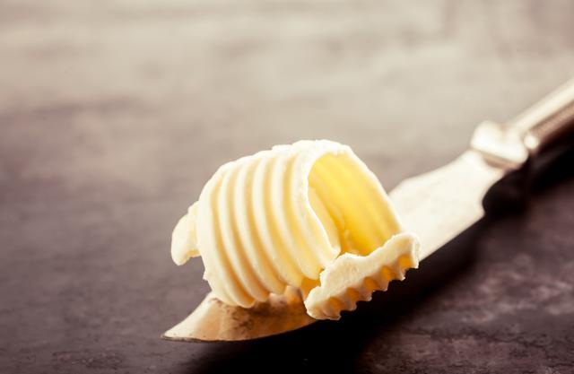 Eating one tablespoon (14 gm) of butter a day lowers the risk of type 2 diabetes by 4%, and raises the risk of death by just 1%. (Shutterstock) Eating one tablespoon (14 gm) of butter a day lowers the risk of type 2 diabetes by 4%, and raises the risk of death by just 1%. (Shutterstock)