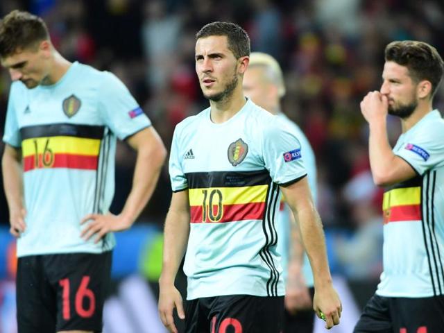 Euro 16 Welsh Flag Flies High As Red Devils Belgium Crash Out Hindustan Times