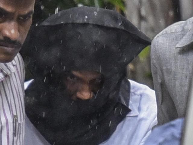 Kumar Krishna Pillai being taken to crime branch on Tuesday. (Hindustan Times) Kumar Krishna Pillai being taken to crime branch on Tuesday. (Hindustan Times)
