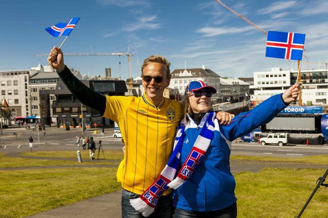 Swedish football fans cheer for Iceland, in front of the public screening area in Reykjavik, Iceland. (AFP Photo) Swedish football fans cheer for Iceland, in front of the public screening area in Reykjavik, Iceland. (AFP Photo)