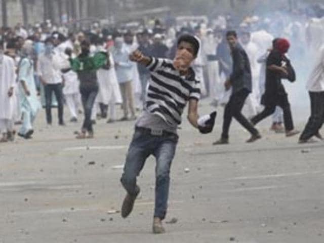 Over the past decade, stone-pelting at the security forces has become a primary mode of protest in Kashmir. (HT File Photo) Over the past decade, stone-pelting at the security forces has become a primary mode of protest in Kashmir. (HT File Photo)