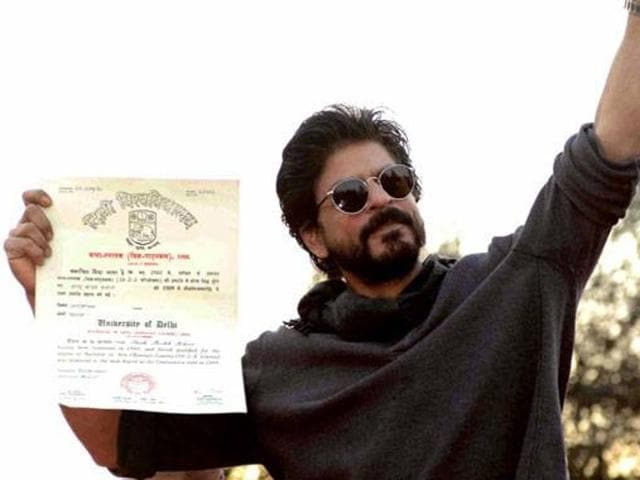 Shah Rukh Khan collected his degree from Hans Raj College in February this year, a good 28 years after graduating.(Yogen Shah/HT)