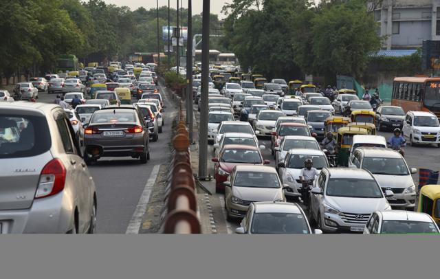 To serve the residential colonies like Greater Kailash-2, GK Enclave-2, Masjid Moth, CR Park and Alaknanda, DMRC has planned only one entry or exit point at the corner of the of Savitri Cinema for the Metro station. (S Burmaula / HT Photo) To serve the residential colonies like Greater Kailash-2, GK Enclave-2, Masjid Moth, CR Park and Alaknanda, DMRC has planned only one entry or exit point at the corner of the of Savitri Cinema for the Metro station. (S Burmaula / HT Photo)
