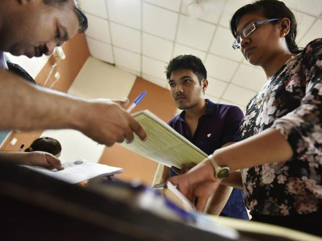 Delhi University came out with its first cut off list on June 29, 2016. (Gurinder Osan/HT Photo) Delhi University came out with its first cut off list on June 29, 2016. (Gurinder Osan/HT Photo)