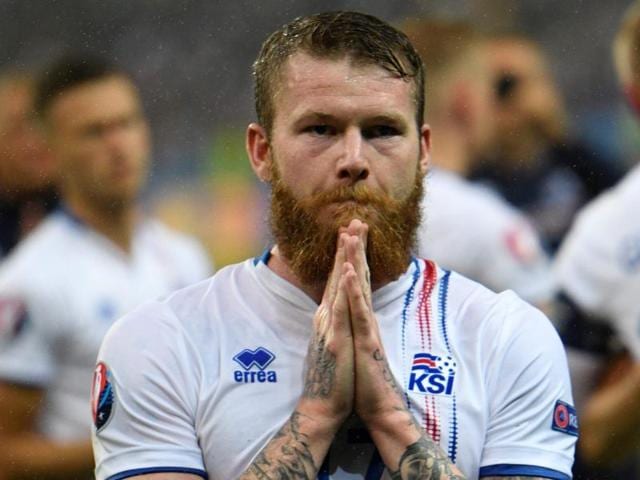 Iceland's midfielder Aron Gunnarsson reacts after the Euro 2016 quarter-final football match. (AFP Photo) Iceland's midfielder Aron Gunnarsson reacts after the Euro 2016 quarter-final football match. (AFP Photo)