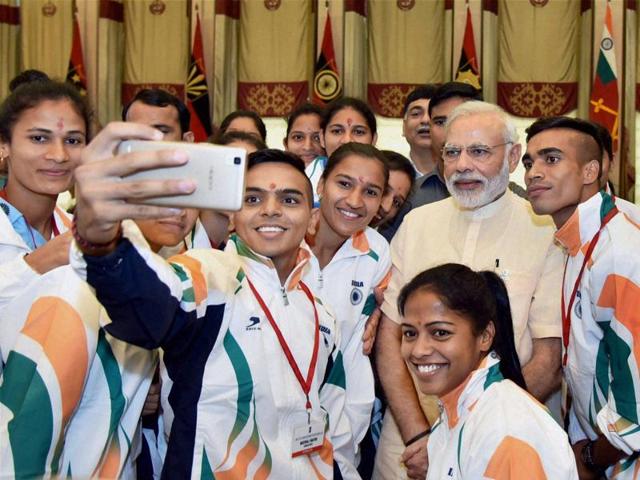 Sportspersons taking selfie with Prime Minister Narendra Modi. (PTI photo) Sportspersons taking selfie with Prime Minister Narendra Modi. (PTI photo)