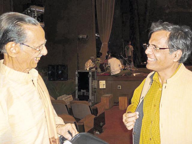 Sangeeta Gundecha with KN Panicker. Sangeeta Gundecha with KN Panicker.