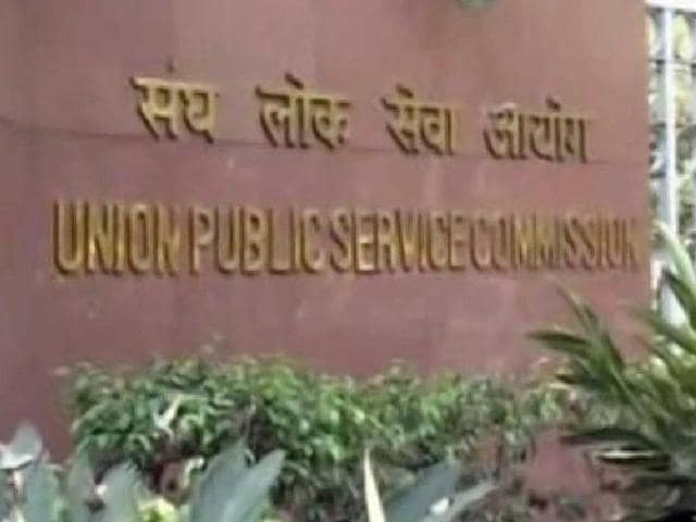 From 1951 to 1979, aspirants hoping to get into the IAS or IFS had to write three optional papers – unlike two for aspirants for other services – and then, two more additional papers. The optional papers were of the graduate level but the syllabus of the two additional papers was of postgraduate level.