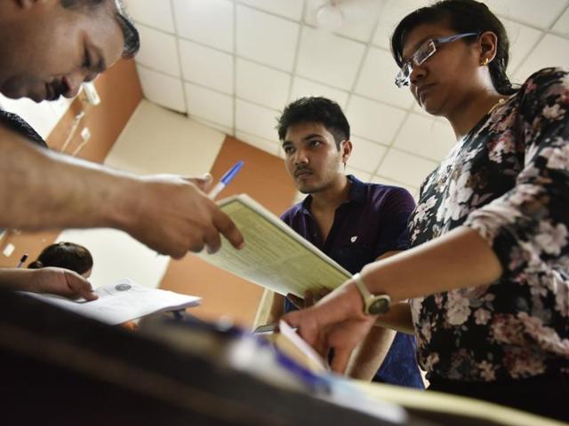Some of the Science and Humanities courses were shut at many colleges. B.Com (hons) and Economics (hons) did not see much dip in the cutoff. (HT file photo) Some of the Science and Humanities courses were shut at many colleges. B.Com (hons) and Economics (hons) did not see much dip in the cutoff. (HT file photo)