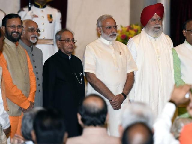 Along with Prime Minister Narendra Modi, Uttar Pradesh now has 16 ministers in keeping with the 71 MPs that the BJP got from the state in the 2014 parliamentary polls.(Sonu Mehta/HT Photo) Along with Prime Minister Narendra Modi, Uttar Pradesh now has 16 ministers in keeping with the 71 MPs that the BJP got from the state in the 2014 parliamentary polls.(Sonu Mehta/HT Photo)
