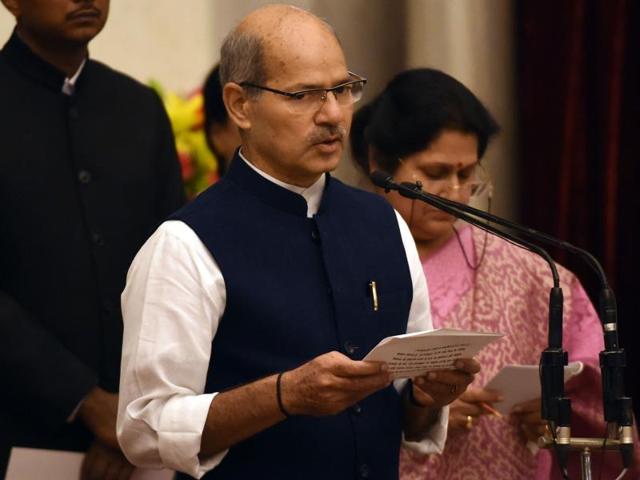 Anil Madhav Dave takes the oath during the swearing-in ceremony of new ministers. (HT photo) Anil Madhav Dave takes the oath during the swearing-in ceremony of new ministers. (HT photo)