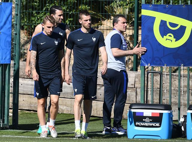 France's Lucas Digne, Adil Rami and Morgan Schneiderlin arrive for a training session in the southern French city of Marseille. (AFP Photo) France's Lucas Digne, Adil Rami and Morgan Schneiderlin arrive for a training session in the southern French city of Marseille. (AFP Photo)