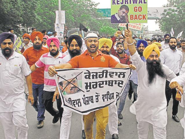 Prompted protests: Kejriwal’s attempt to steal a march on rivals in Punjab has backfired.(HT File)