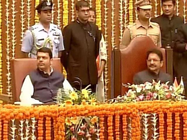 Fadnavis Expands State Cabinet, Inducts 10 New Faces, Promotes One ...