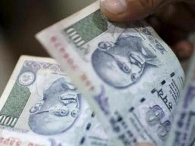 A Ludhiana resident accused the men of withdrawing Rs 28.45 lakh from his account by using fake signature on a cheque. (Representative image) A Ludhiana resident accused the men of withdrawing Rs 28.45 lakh from his account by using fake signature on a cheque. (Representative image)