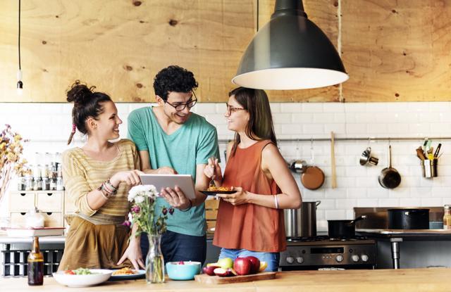Eating similar food helps build trust, friendship in adults, say researchers. (Shutterstock) Eating similar food helps build trust, friendship in adults, say researchers. (Shutterstock)