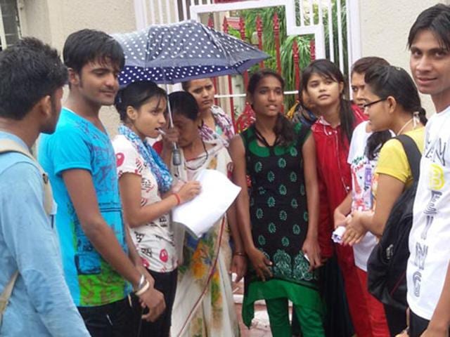 The Railway Recruitment Board (RRB) has not finalised the date for the declaration of results of Non-Technical Popular Category (NTPC) exam 2016, officials said on Friday.(Neeraj Santoshi/HT file) The Railway Recruitment Board (RRB) has not finalised the date for the declaration of results of Non-Technical Popular Category (NTPC) exam 2016, officials said on Friday.(Neeraj Santoshi/HT file)