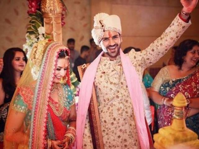 Ugh, we just can’t get enough and we’re anxiously awaiting to see what’s to come from the Mr. and Mrs. Dahiya’s wedding album! For now, this is all we’ve got. (Instagram)