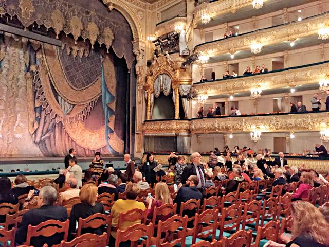 Audience at the Mariinsky Theatre, a historic theatre of opera and ballet (Ashwin Pai) Audience at the Mariinsky Theatre, a historic theatre of opera and ballet (Ashwin Pai)