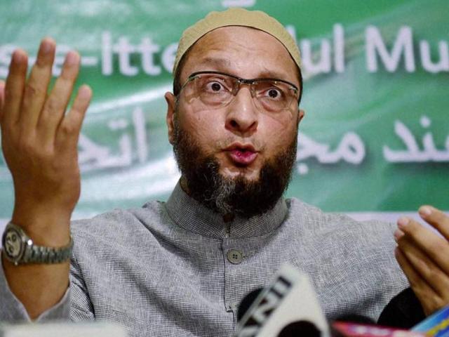 All India Majlis e-Ittehadul Muslimeen chief Asaduddin Owaisi asked Muslim youth to live for Islam, not die for it. All India Majlis e-Ittehadul Muslimeen chief Asaduddin Owaisi asked Muslim youth to live for Islam, not die for it.