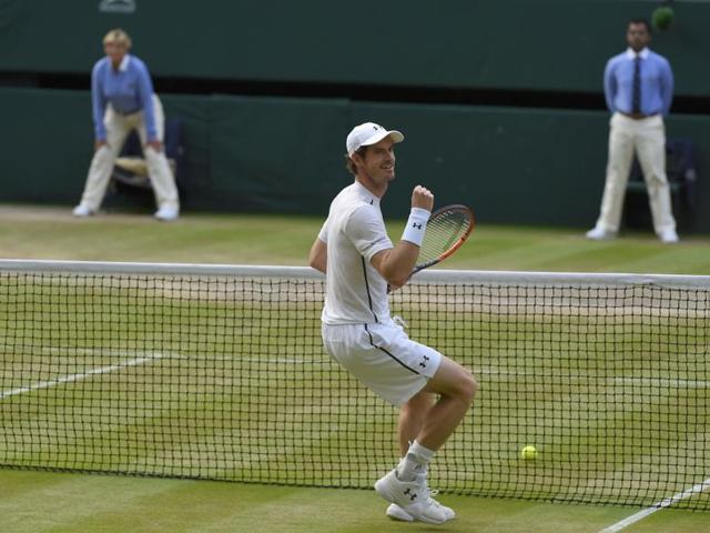 Great Britain's Andy Murray celebrates winning his match against Czech Republic's Tomas Berdych. (REUTERS) 