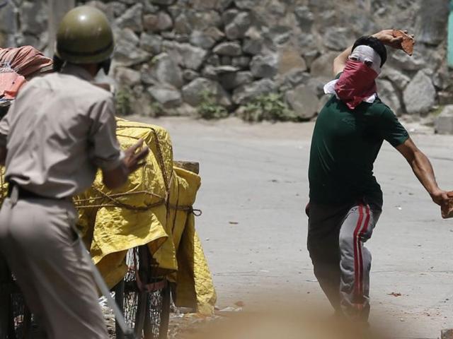 Curfew has been imposed through most of Kashmir Valley as it remained on edge over the killing of the Hizbul Mujhaideen commander Burhan Wani. (Waseem Andrabi/HT Photo) Curfew has been imposed through most of Kashmir Valley as it remained on edge over the killing of the Hizbul Mujhaideen commander Burhan Wani. (Waseem Andrabi/HT Photo)