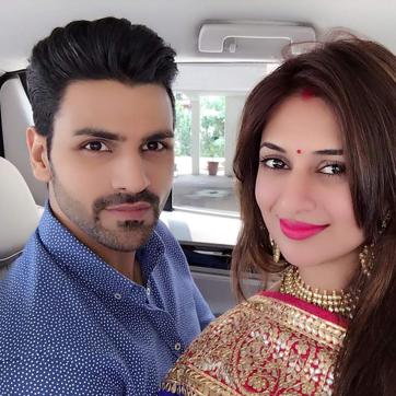 Divyanka also shared a picture with her husband Vivek and captioned it as ‘Mr and Mrs Dahiya.’