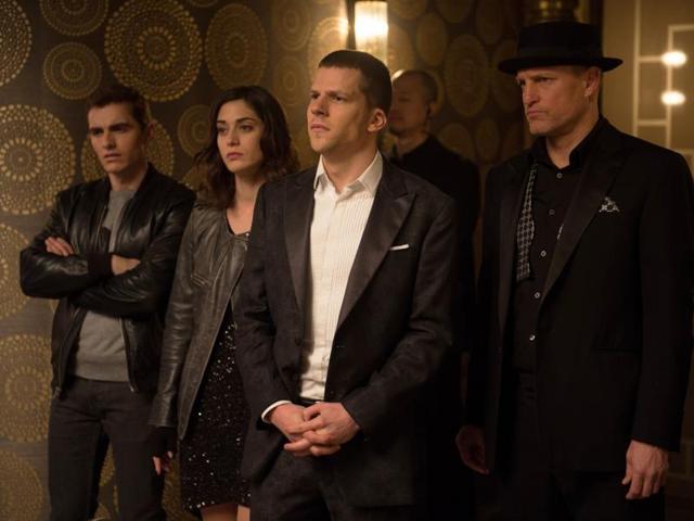Peter Travers (American critic and journalist), in his review, wrote that the movie leaves viewers “feeling scammed”. Peter Travers (American critic and journalist), in his review, wrote that the movie leaves viewers “feeling scammed”.