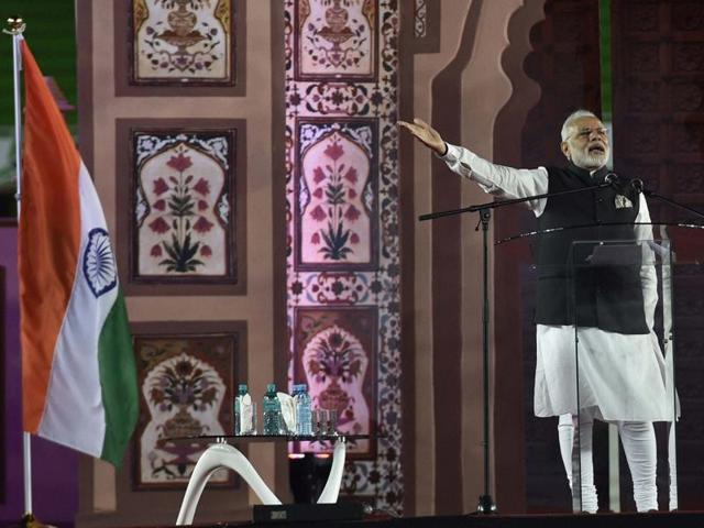 Prime Minister Narendra Modi addresses the Indian community at Kasarni Stadium in Nairobi, Kenya, on Sunday. (PTI) Prime Minister Narendra Modi addresses the Indian community at Kasarni Stadium in Nairobi, Kenya, on Sunday. (PTI)