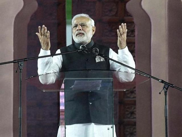 Prime Minister Narendra Modi addresses members of the Indian community in Nairobi, Kenya, on Sunday. (PTI Photo) Prime Minister Narendra Modi addresses members of the Indian community in Nairobi, Kenya, on Sunday. (PTI Photo)