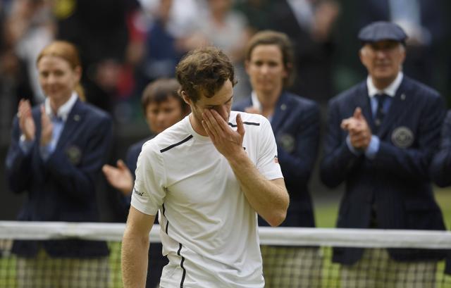 Great Britain's Andy Murray celebrates winning the men’s singles final against Canada's Milos Raonic. (Reuters Photo) Great Britain's Andy Murray celebrates winning the men’s singles final against Canada's Milos Raonic. (Reuters Photo)