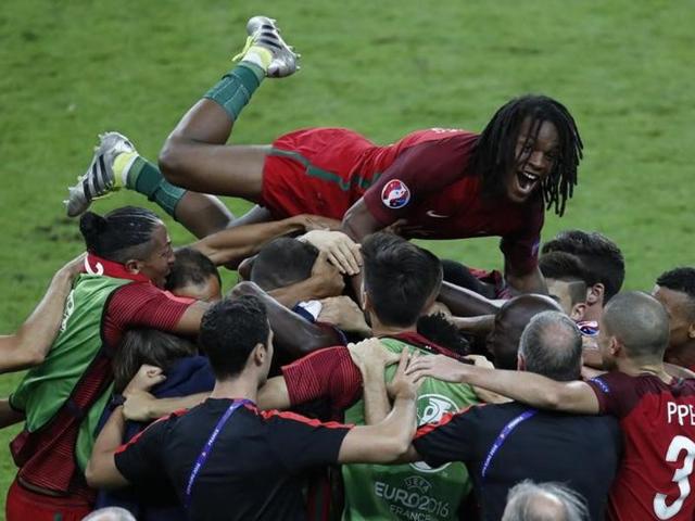 Portugal's Renato Sanches and team mates celebrate the goal by Eder. (Reuters) Portugal's Renato Sanches and team mates celebrate the goal by Eder. (Reuters)