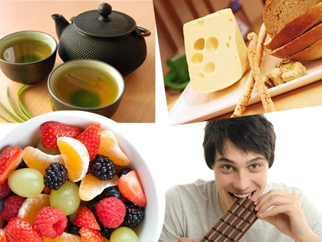 Try to avoid chocolate and cheese as they contain tyramine or phenylethylamine, which can trigger migraines. Opt for a diet rich in fiber and try green tea rather than milk tea, as green tea is more relaxing.