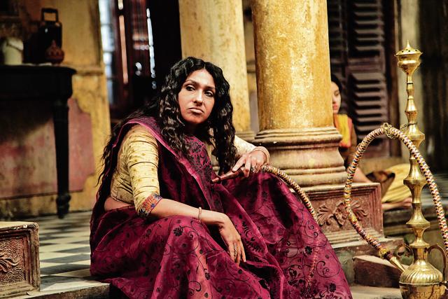 Rituparna Sengupta as Begum Jaan in Rajkahini (Shree Venkatesh Films)