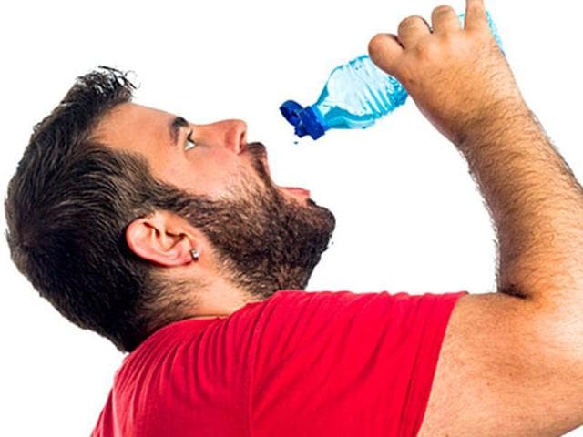 Researchers have shown that drinking 500ml of water half-an-hour before eating the three main meals of the day may help you lose weight. (Shutterstock) Researchers have shown that drinking 500ml of water half-an-hour before eating the three main meals of the day may help you lose weight. (Shutterstock)