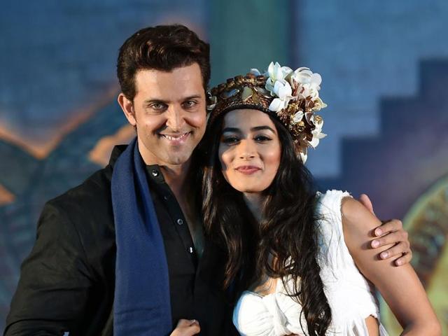 Hrithik Roshan poses with Pooja Hegde during the promotion of the new film Mohenjo Daro. Mohenjo Daro is an Indian epic adventure film which is set in the era of the Indus Valley civilisation and is scheduled for release on August 12, 2016. (AFP)