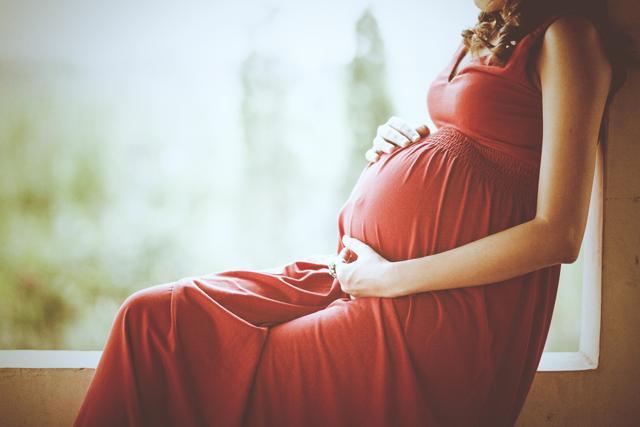 While daily doses of a B vitamin called folic acid, and vitamin D to a lesser degree, are known to be beneficial, there is no evidence that cocktails stuffed full of other vitamins are protective. (Shutterstock)
