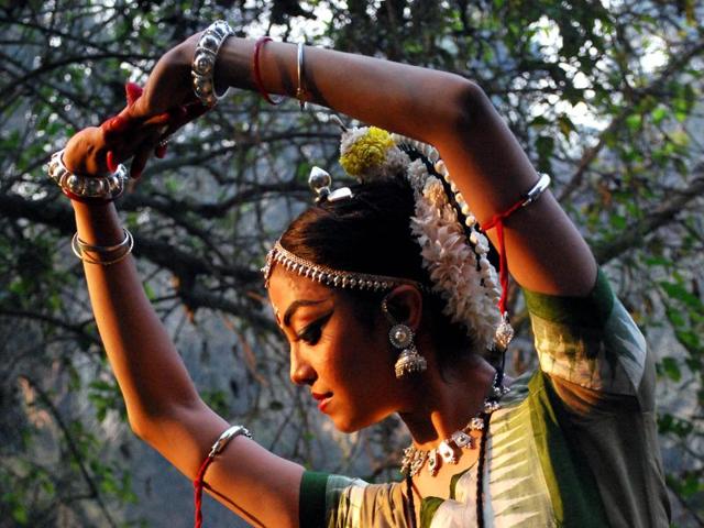 Odissi Dance Circle Portrait Shoot with Devina | Nandita Behera