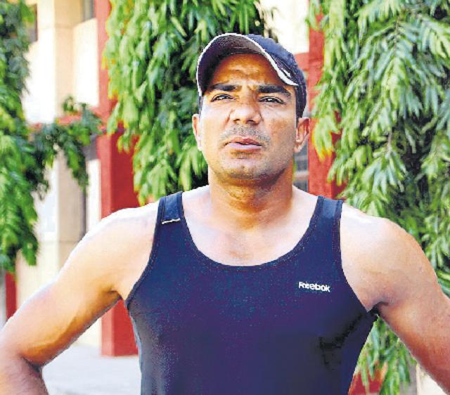 Athlete Dharambir will be the first Indian athlete to take part in 200-m sprint in Olympics in 36 years.(HT Photo)