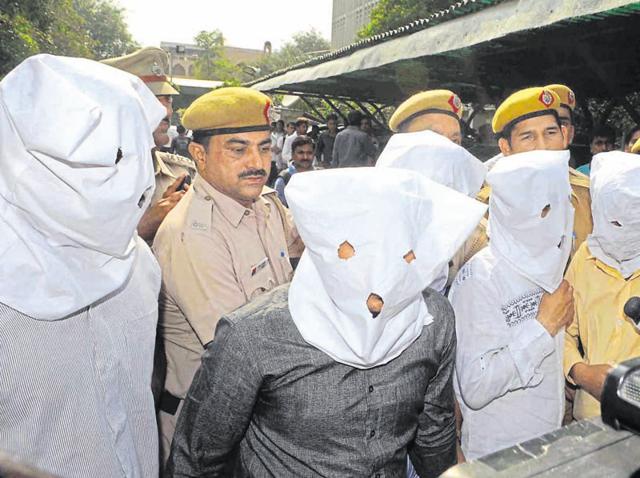 New Delhi: The members of the gang who were involved in illegal kidney transplant.(HT Photo)