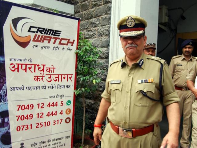 DGP Rishi Shukla at the police control room in Indore on Wednesday.(Arun Mondhe/ HT photo)