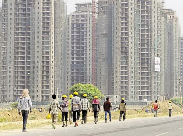 The environment ministry has decided to exempt big buildings and real estate projects from taking environment clearance.(Parveen Kumar/HT File Photo)