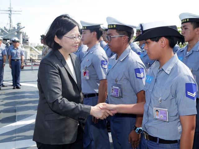 President Tsai Ing-wen meeting sailors on the deck of a Taiwanese warship before the vessel heads for Taiwan-controlled Taiping island in the Spratly island chain. (AFP Photo) President Tsai Ing-wen meeting sailors on the deck of a Taiwanese warship before the vessel heads for Taiwan-controlled Taiping island in the Spratly island chain. (AFP Photo)
