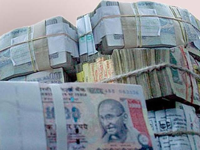 The government clarified on Thursday that blackmoney declarants using the one-time compliance window cannot pay tax and penalty from undisclosed income to bring down their liability and such acts will not get any immunity. (HT File Photo) The government clarified on Thursday that blackmoney declarants using the one-time compliance window cannot pay tax and penalty from undisclosed income to bring down their liability and such acts will not get any immunity. (HT File Photo)